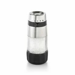 OXO Good Grips Salt Grinder - Adjustable Ceramic Grinder for Freshly Ground Salt, Durable and Easy to Use