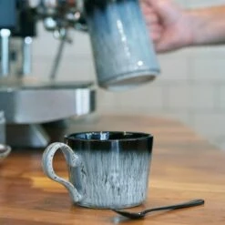 Denby Halo Brew Tea/Coffee Cup - Premium Stoneware Mug for Hot Beverages -HARTS OF STUR Sales 199011001 Denby Halo Brew Tea Coffee Cup 2