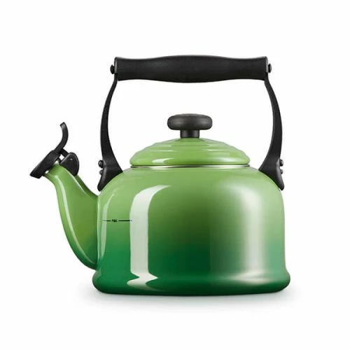 Le Creuset Bamboo Traditional Kettle - Enamel Cast Iron Stovetop Tea Kettle, 1.7L 5 Le Creuset Bamboo Traditional Kettle - Enamel Cast Iron Stovetop Tea Kettle, 1.7L - Image 3