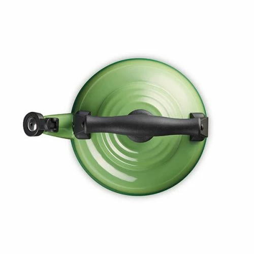 Le Creuset Bamboo Traditional Kettle - Enamel Cast Iron Stovetop Tea Kettle, 1.7L 6 Le Creuset Bamboo Traditional Kettle - Enamel Cast Iron Stovetop Tea Kettle, 1.7L - Image 4
