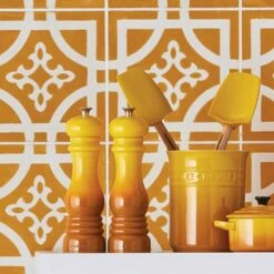 Le Creuset Nectar Pepper Mill - Premium Tableware for Gourmet Cooking -HARTS OF STUR Sales 44001216720000 Le Creuset Classic Pepper Mill Nectar 5