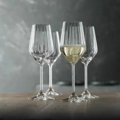 Spiegelau LifeStyle Champagne Glasses Set Of 4 - Premium Crystal Drinkware for Celebrations -HARTS OF STUR Sales 4450177 Spiegelau Set of Four LifeStyle Champagne Glasses 5