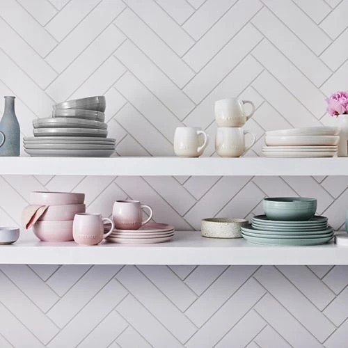 Le Creuset Meringue Stoneware Coupe Collection 27cm Dinner Plate - Premium Tableware 8 Le Creuset Meringue Stoneware Coupe Collection 27cm Dinner Plate - Premium Tableware - Image 6