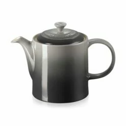 Le Creuset Flint Stoneware Grand Teapot - Premium Ceramic Teapot for Tea Lovers