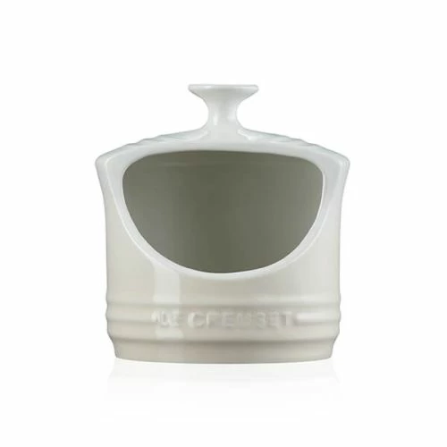 Le Creuset Meringue Stoneware Salt Pig - Premium Tableware for Salt Storage 5 Le Creuset Meringue Stoneware Salt Pig - Premium Tableware for Salt Storage - Image 3