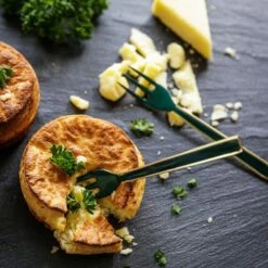 Artesa Enamel Small Serving Forks Set of 4 - Green | Elegant Cutlery for Dining -HARTS OF STUR Sales ARTFKGRN4PC Artesa Enamel Small Serving Forks Set 4 Green 5