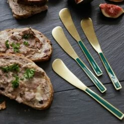 Artesa Enamel Butter Spreader Set of 4 - Green | Premium Cutlery for Everyday Use -HARTS OF STUR Sales ARTSPDGRN4PC Artesa Enamel Teaspoons Set Of 4 Green 5