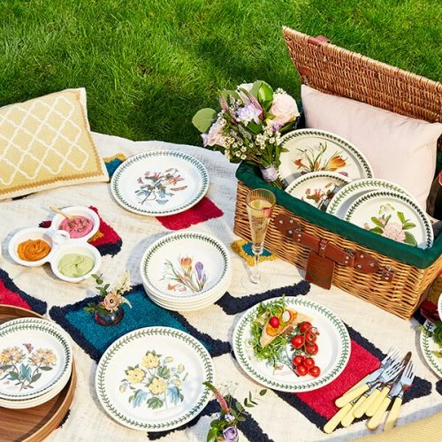 Portmeirion Botanic Garden 8" Plate Set Of 6 - Elegant Tableware for Stylish Dining 6 Portmeirion Botanic Garden 8" Plate Set Of 6 - Elegant Tableware for Stylish Dining - Image 4