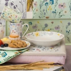 English Tableware Company Pressed Flowers Lap Tray - Elegant & Durable Tableware Accessory 11 English Tableware Company Pressed Flowers Lap Tray - Elegant & Durable Tableware Accessory -HARTS OF STUR Sales DD4826A01 English Tableware Company Pressed Flowers Lap Tray 4