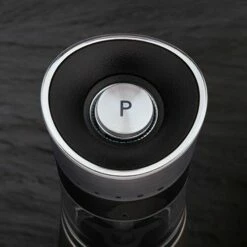 Cole & Mason Horsham Inverta Precision Pepper Mill Chrome - Premium Tableware for Gourmet Seasoning -HARTS OF STUR Sales H306591P Cole And Mason Horsham 154mm Chrome Clear Pepper Mill 2