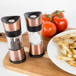 Cole & Mason Horsham Inverta Precision Salt Mill Copper - Premium Tableware for Gourmet Seasoning -HARTS OF STUR Sales H306692P Cole And Mason Horsham 154mm Copper Clear Salt Mill 3