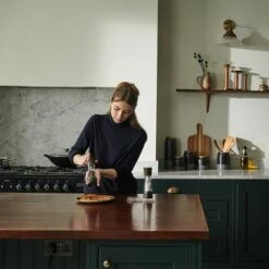 Cole & Mason Derwent Black Wood 190mm Salt Mill - Premium Wooden Salt Grinder -HARTS OF STUR Sales H332292 Cole And Mason Derwent Black Wood Salt Mill 5