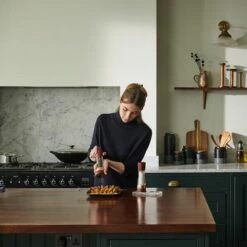 Cole & Mason Derwent Chestnut Rose Gold 190mm Salt & Pepper Gift Set - Premium Tableware -HARTS OF STUR Sales H332296 Cole And Mason Derwent Chestnut Rose Gold Gift Set 3