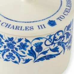 Spode King Charles III Coronation Covered Sugar Bowl - Elegant Tableware for Tea & Coffee -HARTS OF STUR Sales KCC02316 Spode King Charles III Coronation Covered Sugar Bowl 2