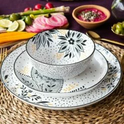 Sara Miller Artisanne Noir Set of 4 Medium Bowls - Elegant Tableware for Dining 13 Sara Miller Artisanne Noir Set of 4 Medium Bowls - Elegant Tableware for Dining -HARTS OF STUR Sales SMN79417XD Sara Miller Artisanne Noir Collection Medium Bowl Set of 4 5