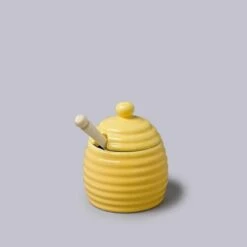 W.M.Bartleet & Sons Yellow Honey Pot with Wooden Dipper - Elegant Tableware for Sauce, Jam & Condiments