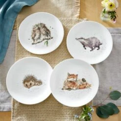 Wrendale Designs Set of 4 Coupe Plates, 21cm - Badger, Hedgehog, Fox & Owl | Premium Tableware -HARTS OF STUR Sales WNB5658 XB Wrendale Designs Coupe Plate Set Of 4 21cm 3