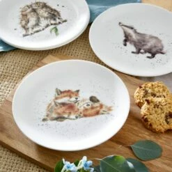Wrendale Designs Set of 4 Coupe Plates, 21cm - Badger, Hedgehog, Fox & Owl | Premium Tableware -HARTS OF STUR Sales WNB5658 XB Wrendale Designs Coupe Plate Set Of 4 21cm 4